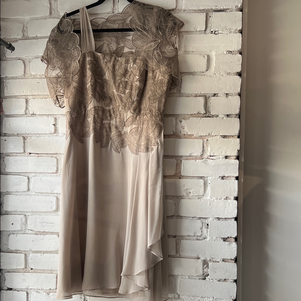Vintage Beige Lace-Accent Midi Dress with lace shawl cover